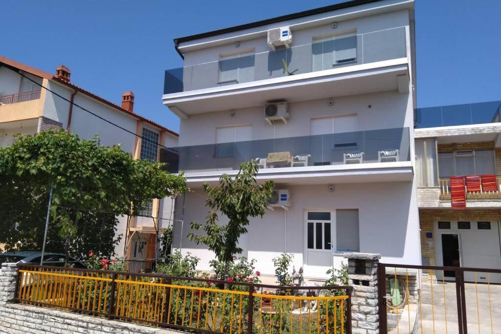 Marin Appartement Zadar Buitenkant foto